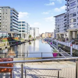 Deluxe Modern & Free Secure Parking! , Leeds (West Yorkshire) United Kingdom