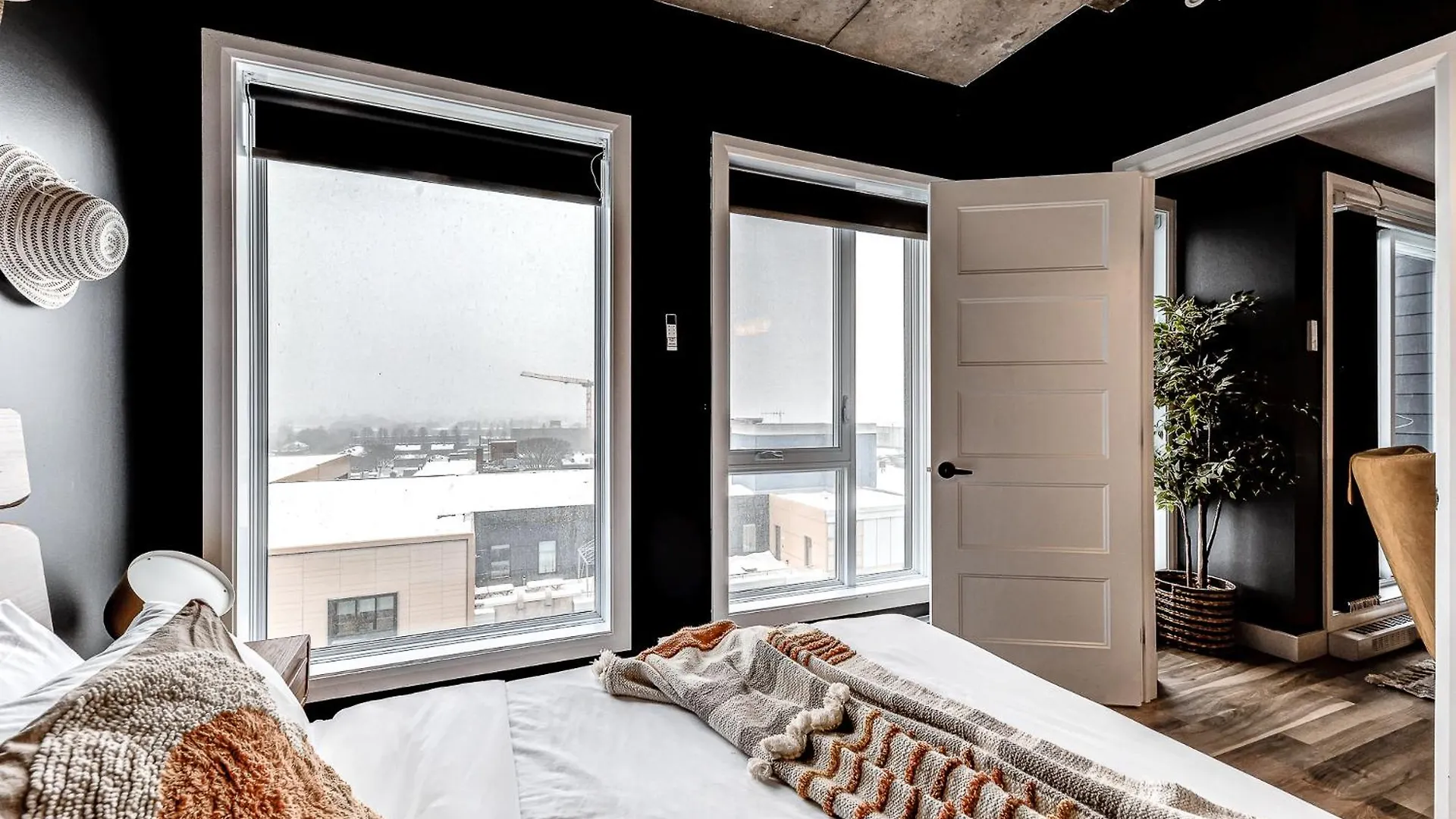 Holiday home Appartement Luxe, Incredible Sunset View, Pool, Parking, Near Old Quebec