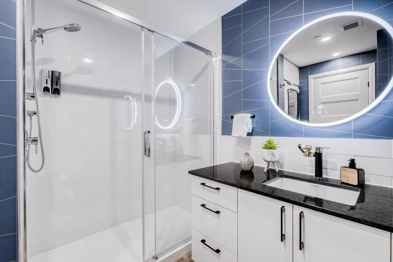 Appartement Luxe, Incredible Sunset View, Pool, Parking, Near Old Quebec Ville de Québec
